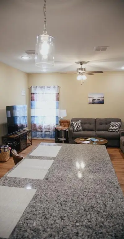 1041 Hillburn Drive, West Tawakoni TX 75474 - Photo 4