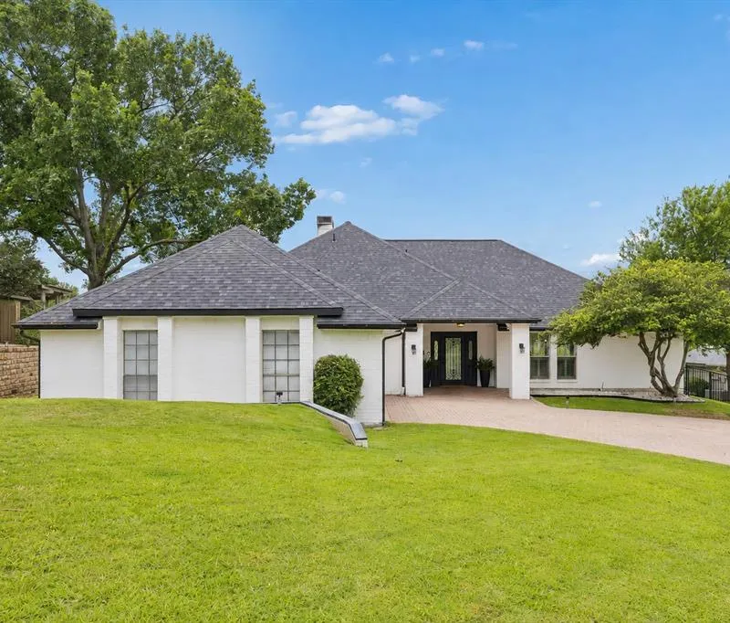301 Hill Lane, Trophy Club TX 76262