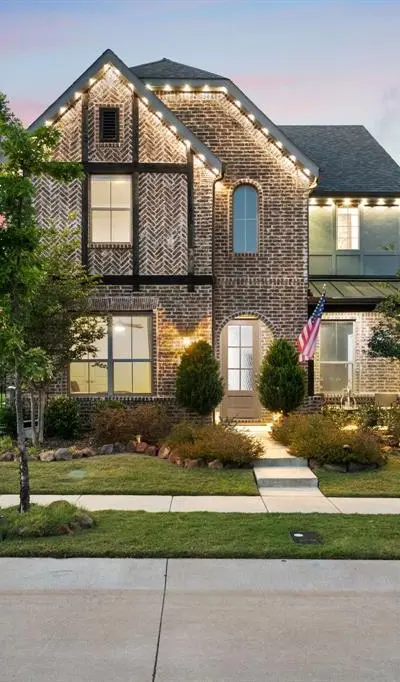 1908 Temple, Van Alstyne TX 75495