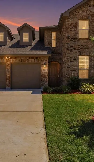 2233 Burning Bush Lane, Waxahachie TX 75167 - Photo 2