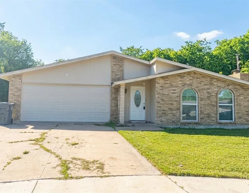 3401 Shea Court, Arlington TX 76014