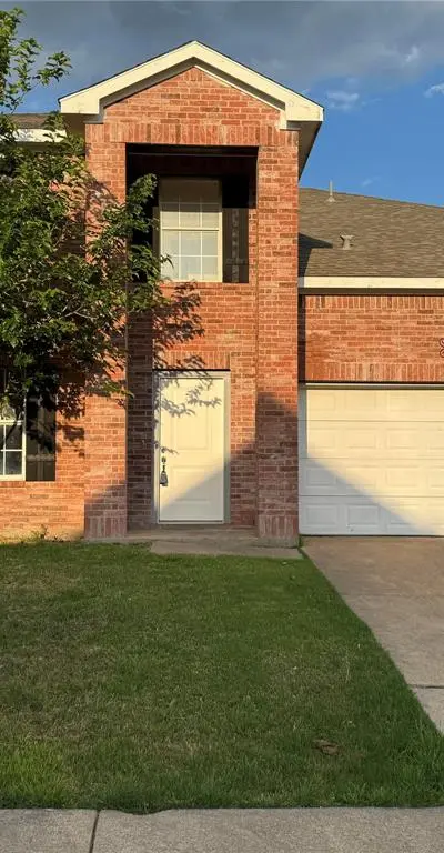 7305 Marsland Lane, Arlington TX 76001