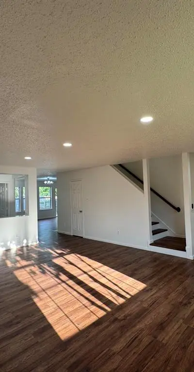7305 Marsland Lane, Arlington TX 76001 - Photo 3