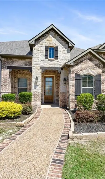 134 Pinewood Avenue, Red Oak TX 75154 - Photo 3
