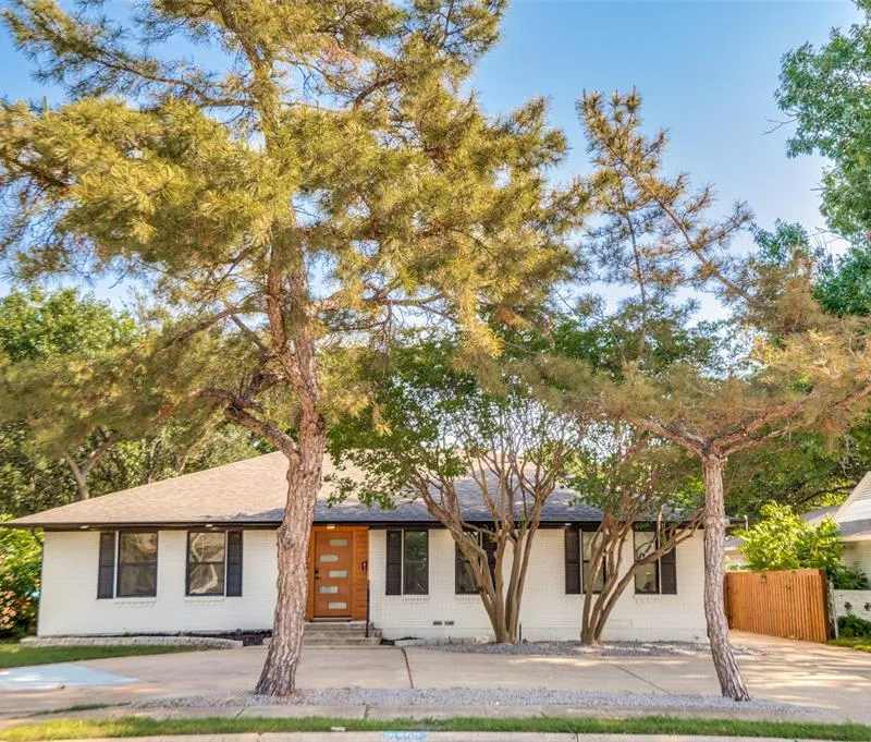 6329 E Lovers Lane, Dallas TX 75214