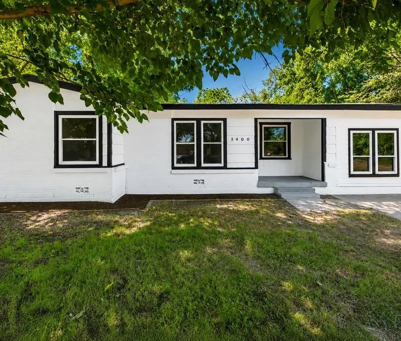 5400 Purington Avenue, Fort Worth TX 76112