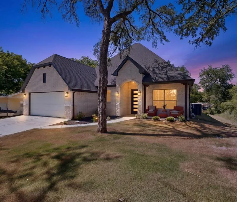 410 Virgo Court, Granbury TX 76049