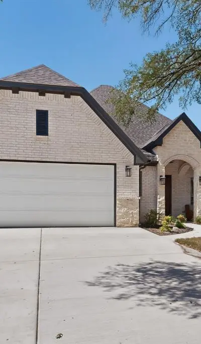 410 Virgo Court, Granbury TX 76049 - Photo 2
