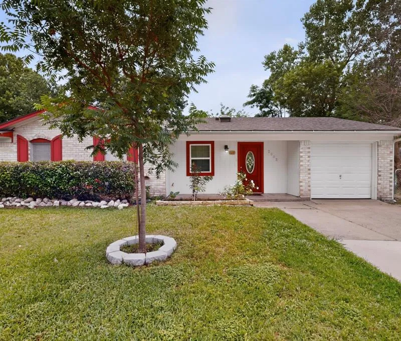 3002 Sandra Lane, Rowlett TX 75088