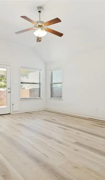 11620 Summer Springs Drive, Frisco TX 75036 - Photo 4