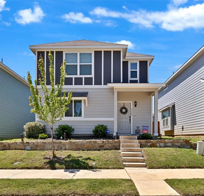 5528 Topwater Trail, Fort Worth TX 76119