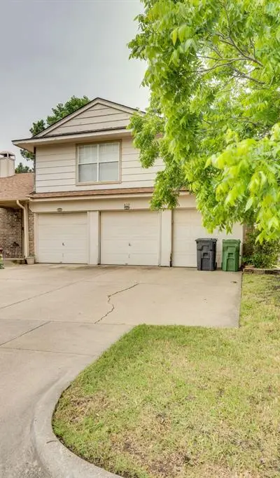622 Lemon Drive, Arlington TX 76018 - Photo 3