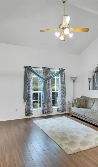 622 Lemon Drive, Arlington TX 76018 - Photo 5