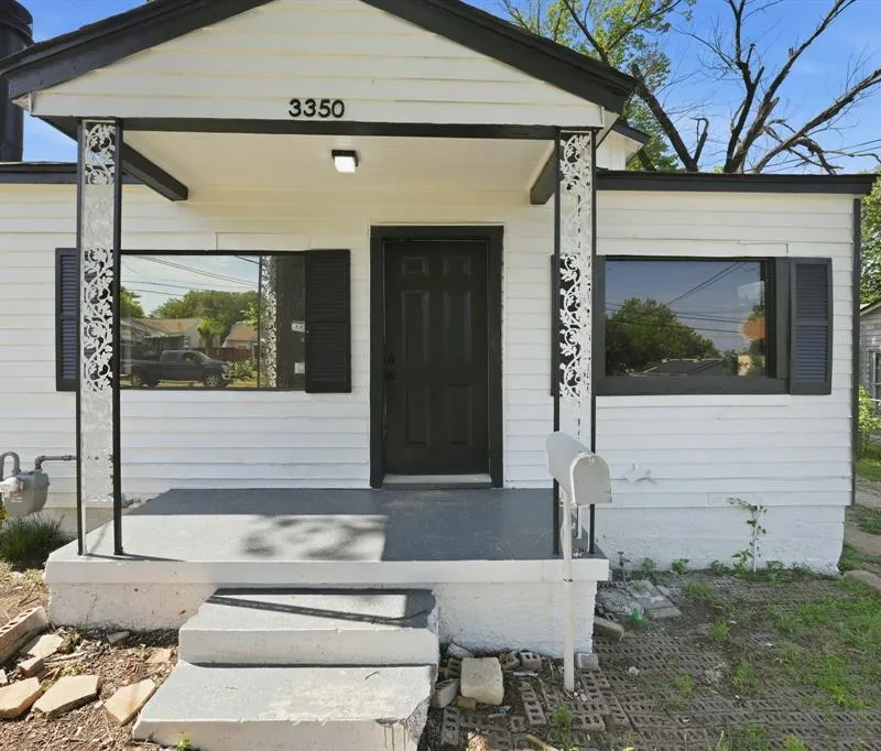3350 Grafton Avenue, Dallas TX 75211
