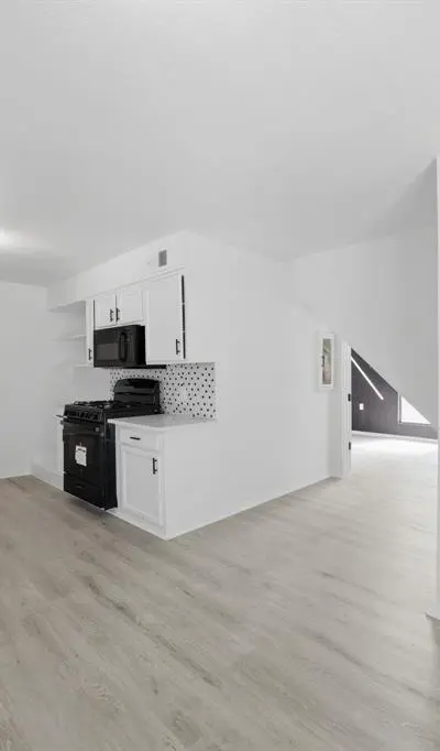3350 Grafton Avenue, Dallas TX 75211 - Photo 3