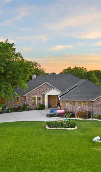 909 Summer Hill Lane, Red Oak TX 75154 - Photo 2