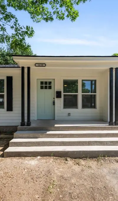 1630 Hansboro Avenue, Dallas TX 75224