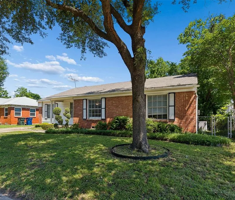 2225 Brooks Street, Garland TX 75041