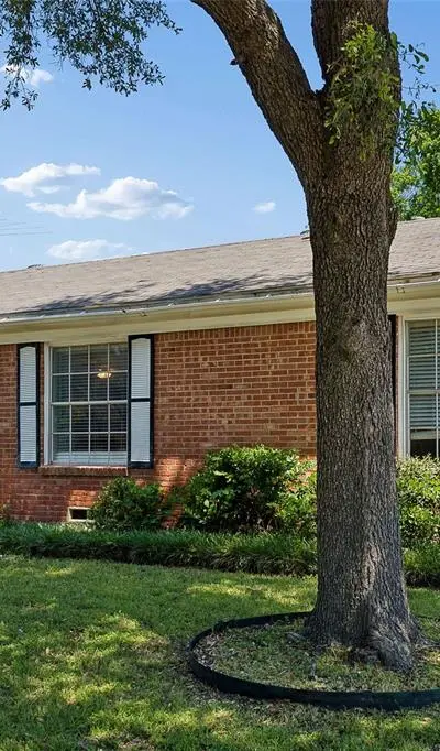 2225 Brooks Street, Garland TX 75041 - Photo 4