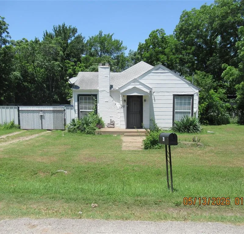 201 E Dallas Street, Hutchins TX 75141