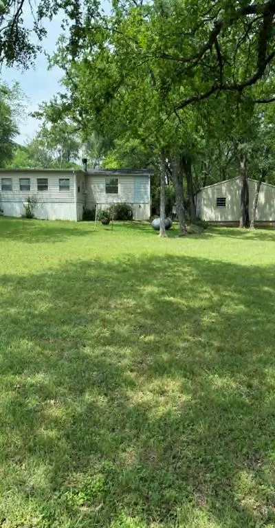 220 Hollyglen Street, Gun Barrel City TX 75156