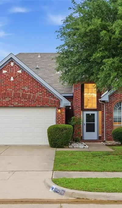 12917 Honey Locust Circle, Fort Worth TX 76040