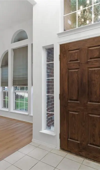 12917 Honey Locust Circle, Fort Worth TX 76040 - Photo 5