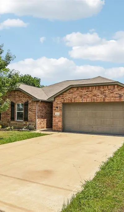 3017 N Hickory Street, Sherman TX 75092 - Photo 3
