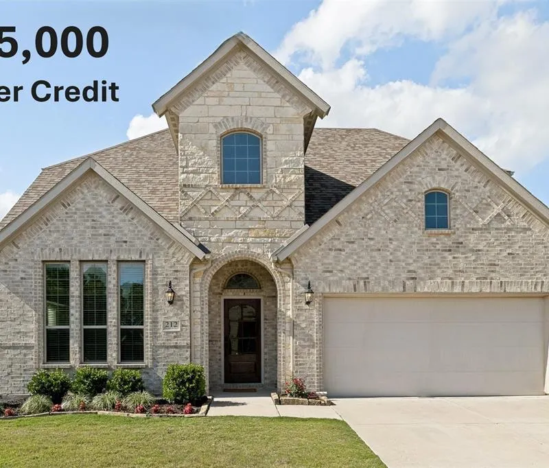 212 PROVIDENCE Drive, Van Alstyne TX 75495