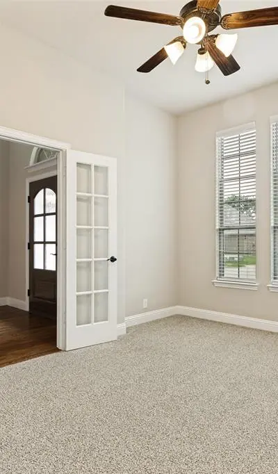212 PROVIDENCE Drive, Van Alstyne TX 75495 - Photo 3