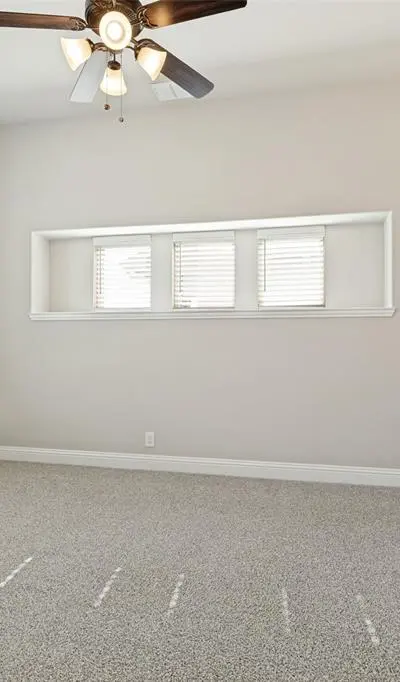 212 PROVIDENCE Drive, Van Alstyne TX 75495 - Photo 4