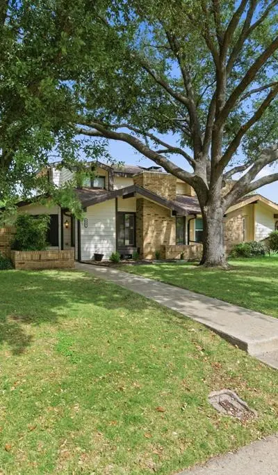 633 Hunters Glen Street, Lewisville TX 75067 - Photo 2