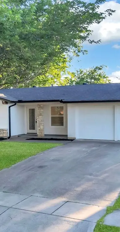 808 Hillcrest Drive, Arlington TX 76010