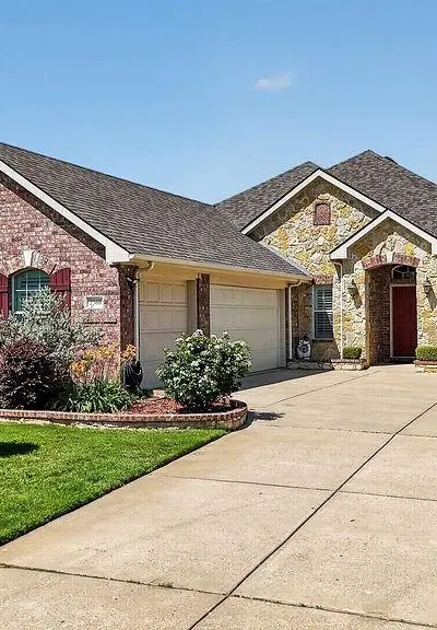 2360 Collin Drive, Grand Prairie TX 75052