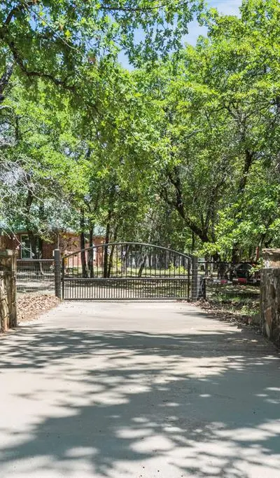 6373 Hidden Oaks Drive, Quinlan TX 75474