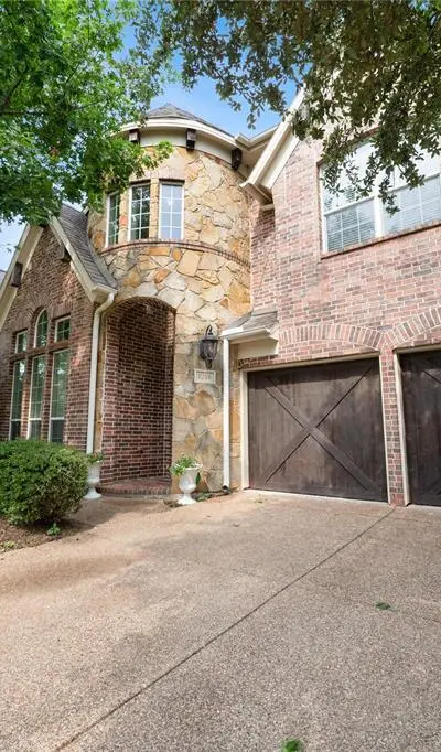 8316 Lindsay Gardens, The Colony TX 75056 - Photo 2