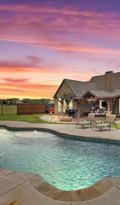 2033 Pin Oak Drive, Kaufman TX 75142