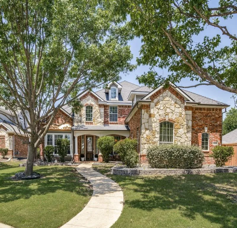 10405 Panks Court, Rowlett TX 75089