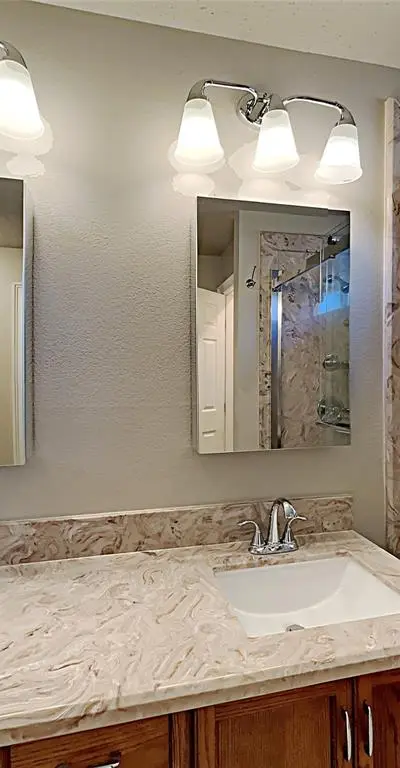 1803 Dartmouth Drive, Glenn Heights TX 75154 - Photo 2