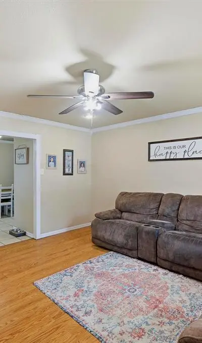 109 N Hickory Avenue, Denison TX 75020 - Photo 5
