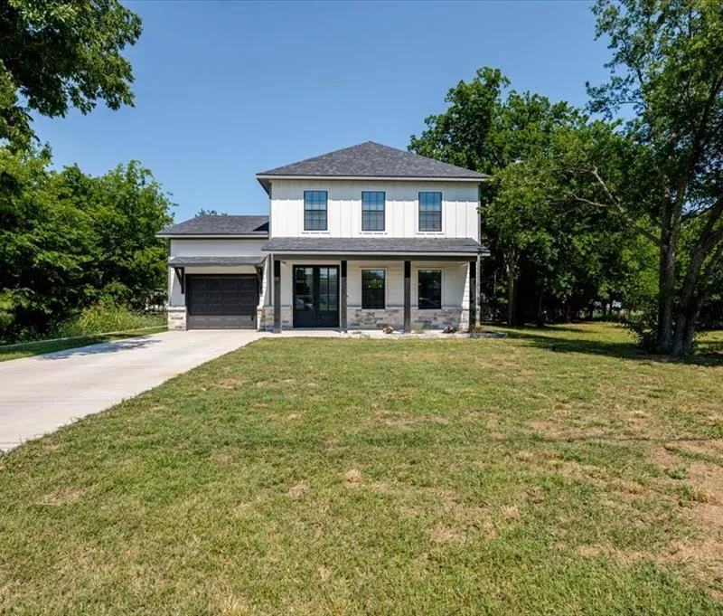 1001 SW 1st Avenue, Mineral Wells TX 76067