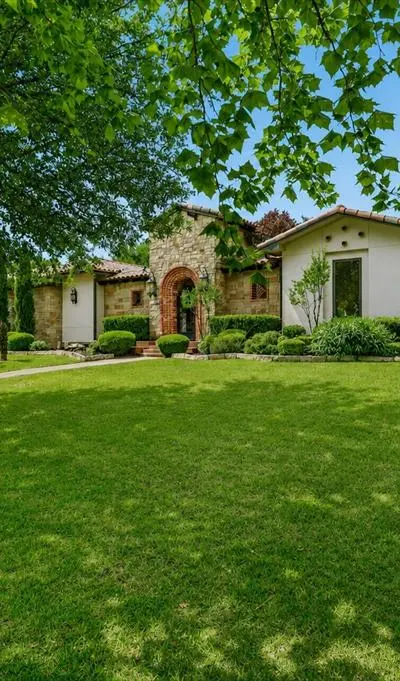 716 Flamingo Circle, Burleson TX 76028 - Photo 3