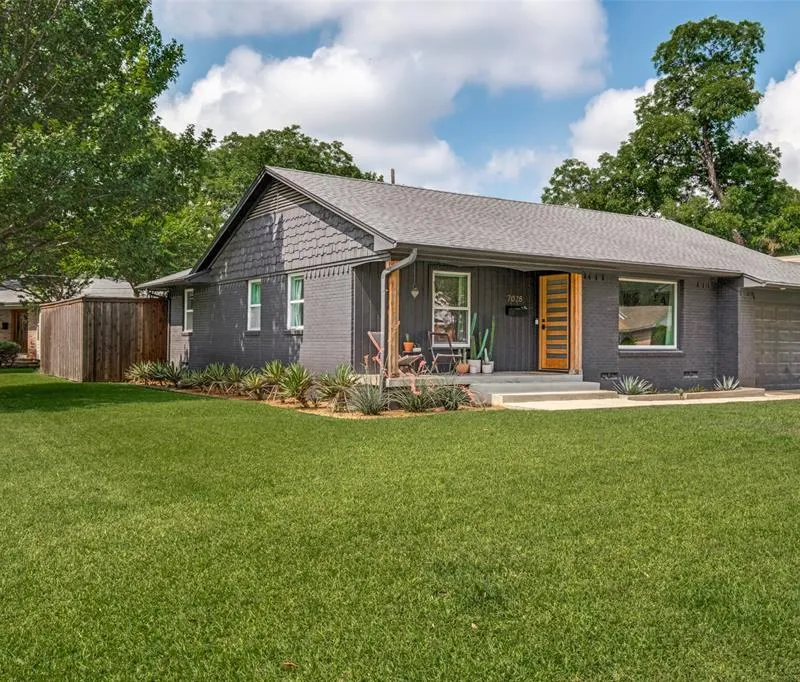 7028 Wake Forrest Drive, Dallas TX 75214