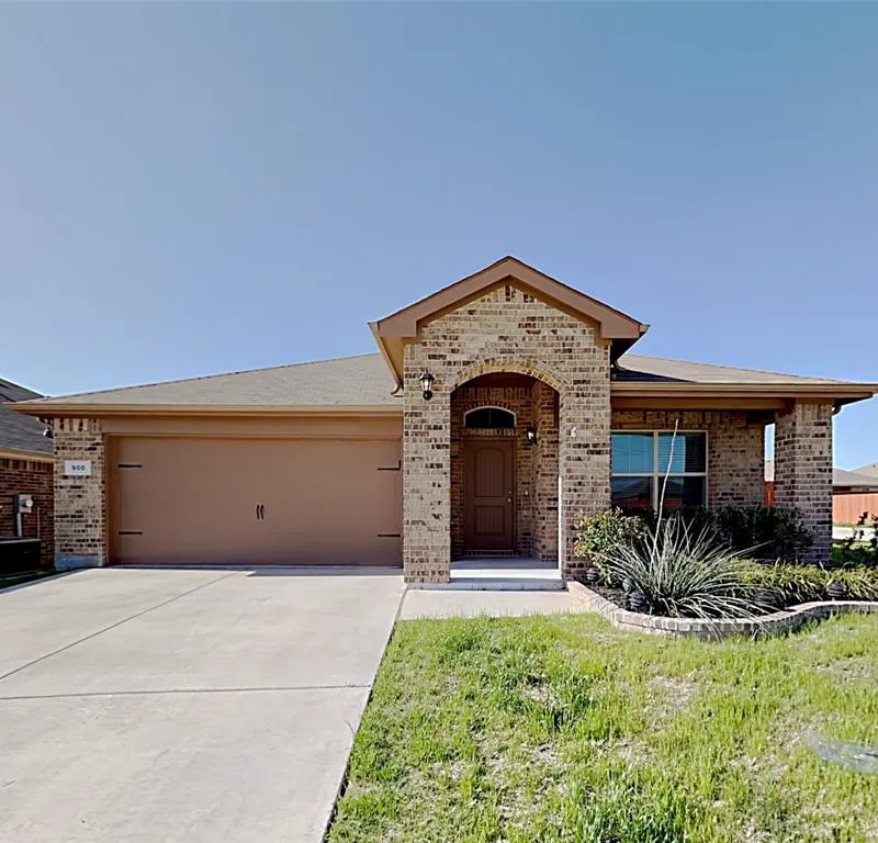 900 Walls Boulevard, Crowley TX 76036