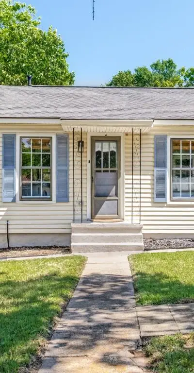 1109 W Hanna Street, Denison TX 75020