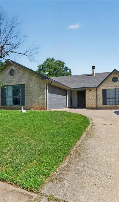 3825 Hackberry Lane, Bedford TX 76021 - Photo 2