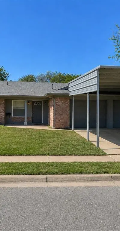 604 Pinto Lane, Saginaw TX 76179