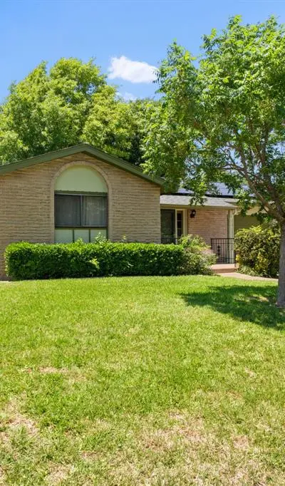 8105 Silverdale Drive, Dallas TX 75232 - Photo 2