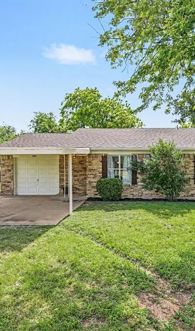324 Ashwood Street, Azle TX 76020
