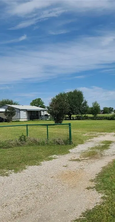 1244 County Road 4680, Boyd TX 76023 - Photo 3